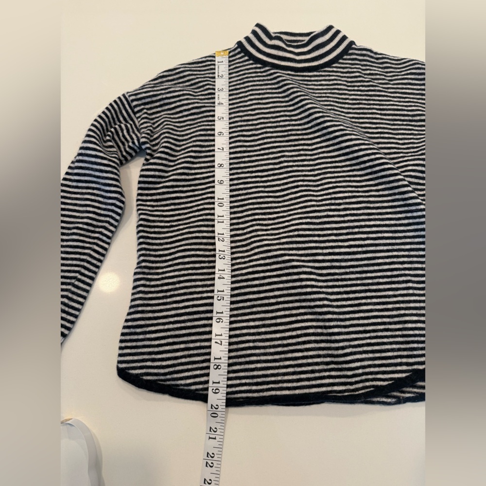 Madewell Women’s Striped Navy and White Turtleneck Sweater XXS Wool Blend - Picture 5 of 8